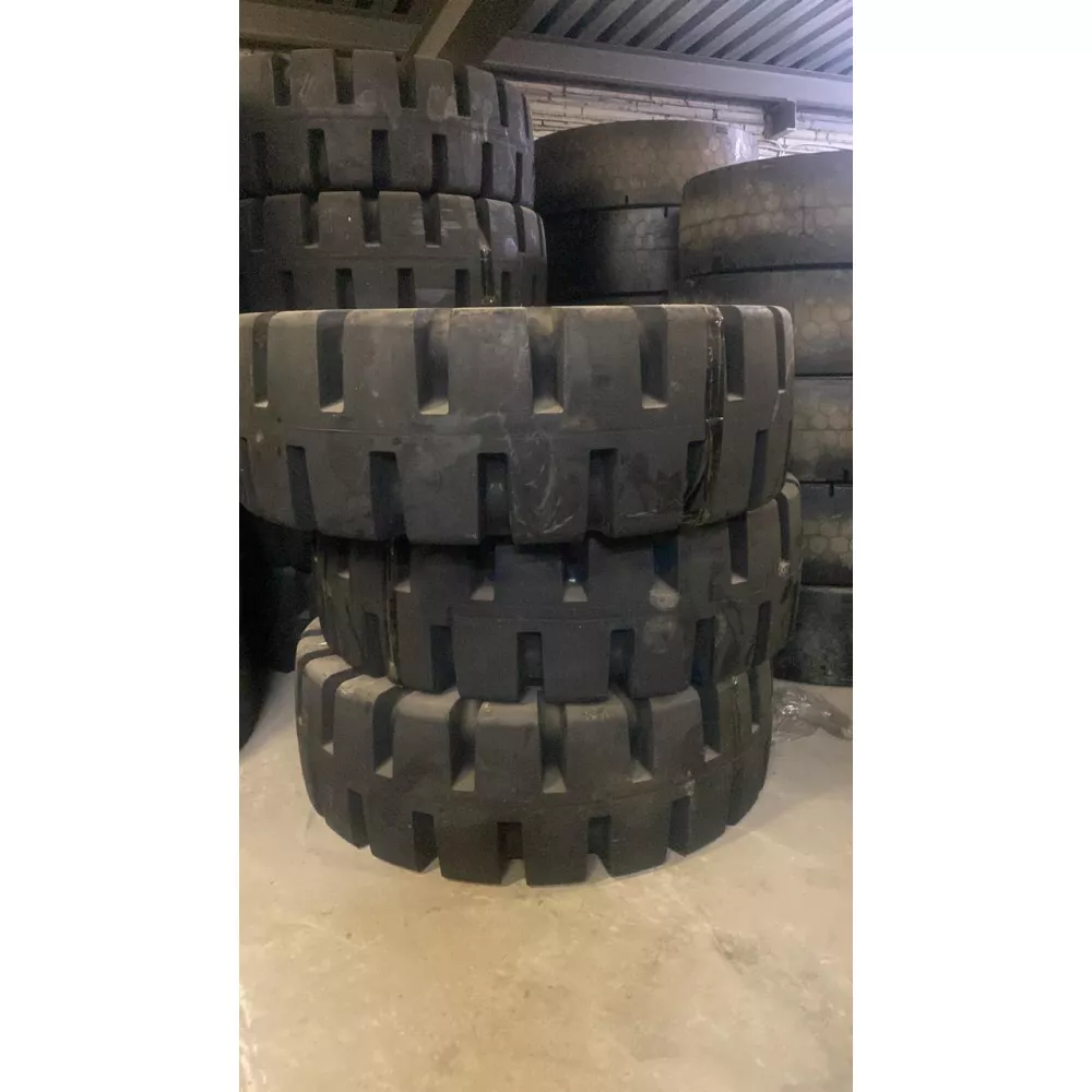 Спецшина 23,5 R25 Steel L5S 28PR в Качканаре